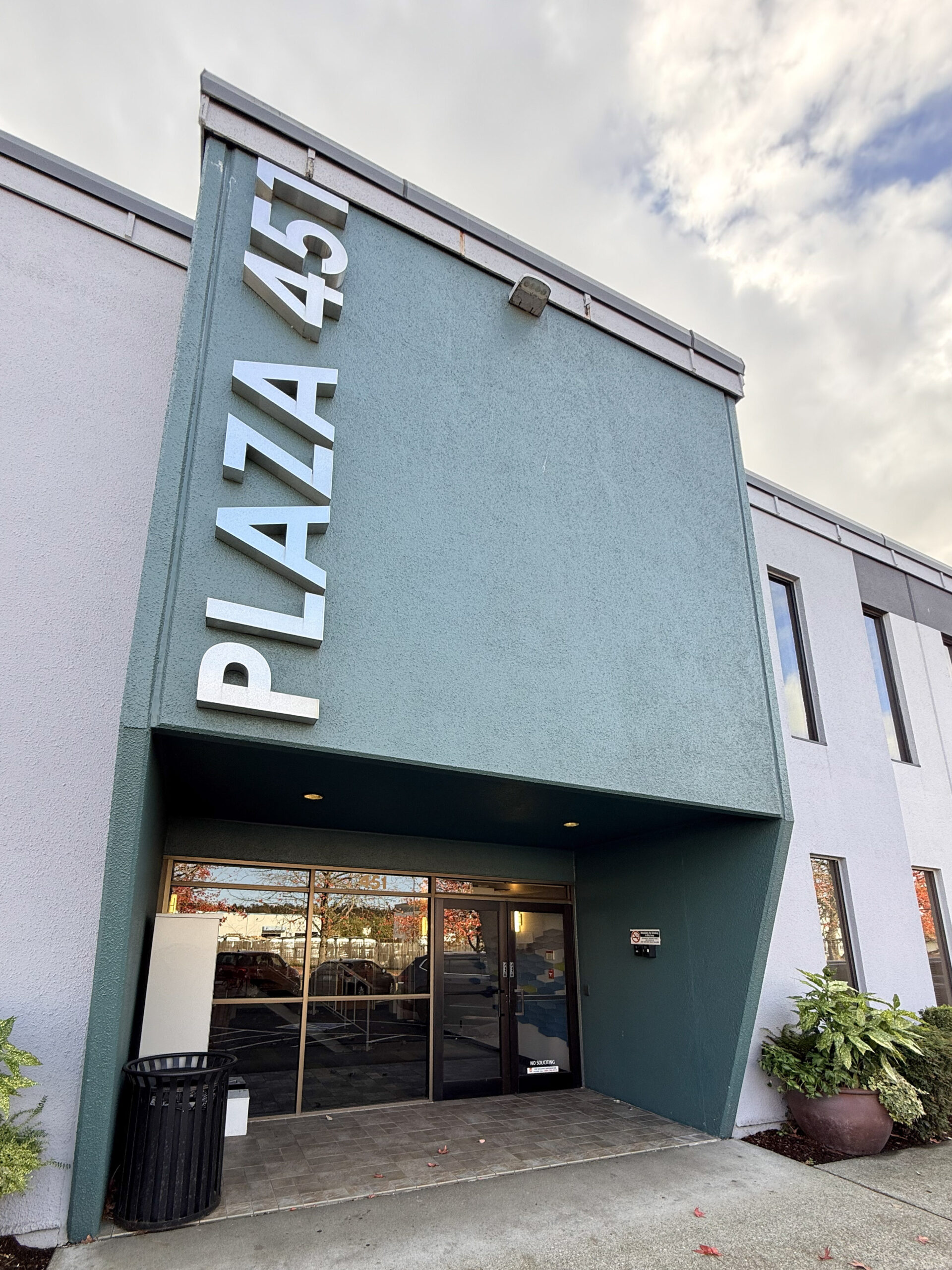 Full Potential HRT Clinic — Renton, WA Location Exterior